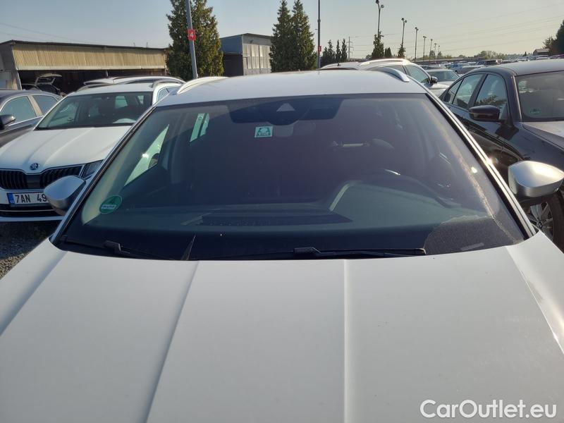 Skoda  Octavia  Combi (NX3)(2020) Oct.C.2.0TDI 110 4x4 Scout AT #1