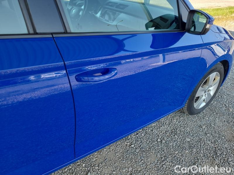  Skoda  Fabia  Combi (2015)  Com.1.0TSI 70 Ambition #26