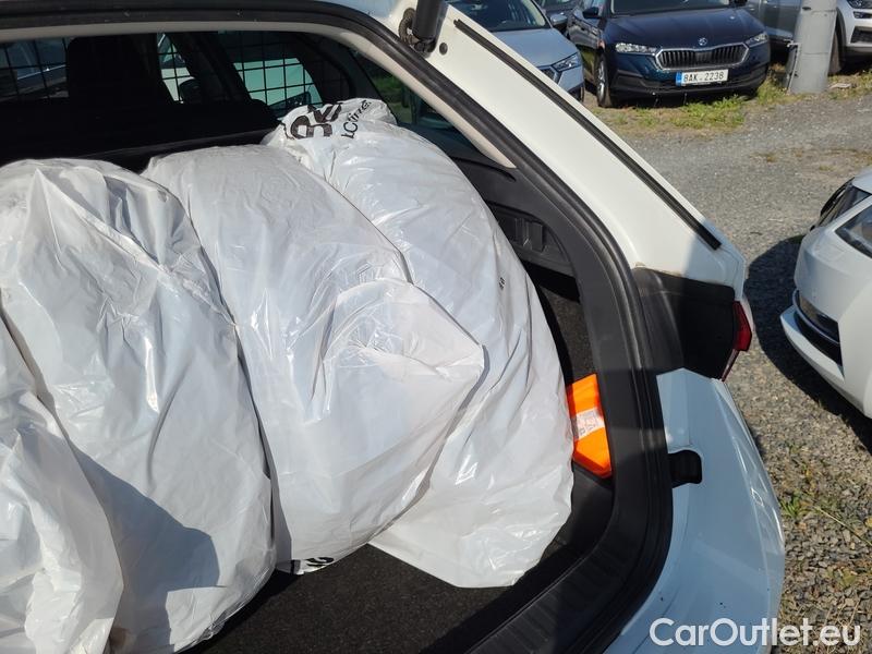  Skoda  Octavia  Combi (NX3)(2020) Oct.C.2.0TDI 110 4x4 Scout AT #14