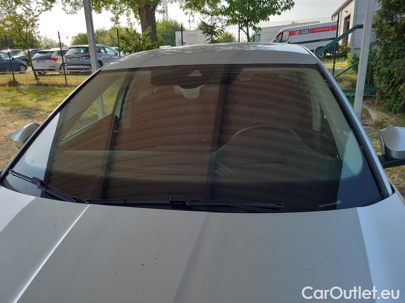  Skoda  Octavia  Lim. (NX3)(2020) Škoda  1.5TSI 110 Style #1
