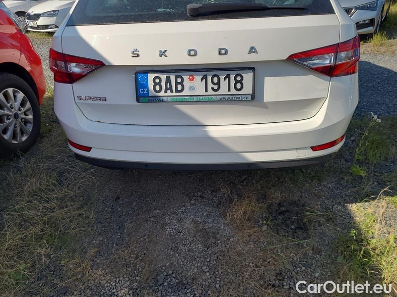  Skoda  Superb  Combi (3T5)(2010) Sup.C.FL2.0TSI 140 Ambition AT #10