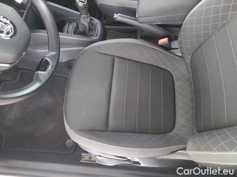  Skoda  Fabia  Combi (2015) Com.1.0TSI 70 Ambition 5d #9