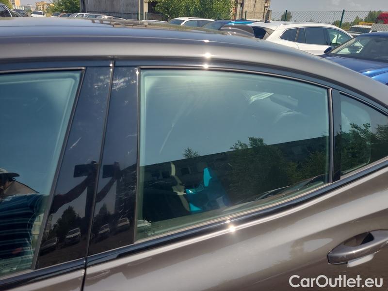  Volvo  S60  (2019)  B5 Ultimate Dark AWD AT #16