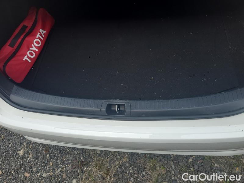  Toyota  Corolla  (E21) (2019)  1.8Hyb.Active AT #13