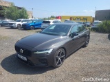  Volvo  S60  (2019)  B5 Ultimate Dark AWD AT 