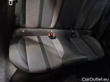  Peugeot  2008 PEUGEOT  / 2019 / 5P / CROSSOVER BLUEHDI 130 EAT8 ALLURE S/S AUT. #16