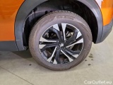  Peugeot  2008 PEUGEOT  / 2019 / 5P / CROSSOVER BLUEHDI 130 EAT8 ALLURE S/S AUT. #19