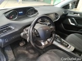  Peugeot  308 PEUGEOT  / 2017 / 5P / STATION WAGON SW BUSINESS BLUEHDI 130 EAT8 SeS AUT. #79