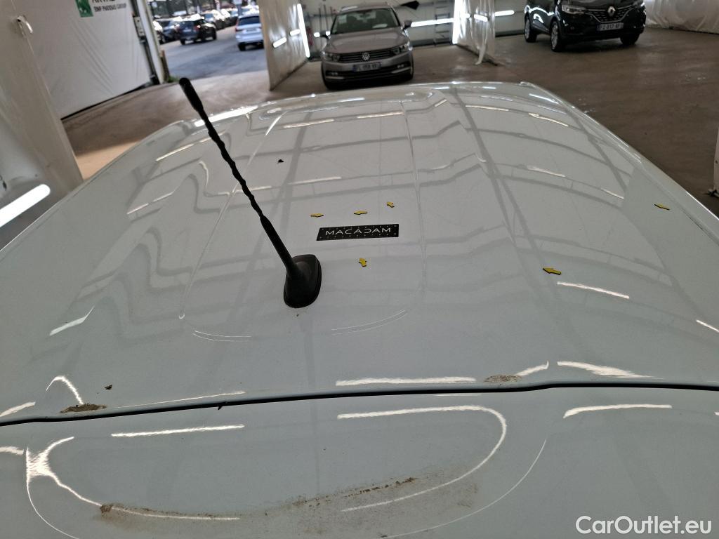  Citroen  C3  Société Feel 1.2 PureTech 80CV BVM5 E6d #1