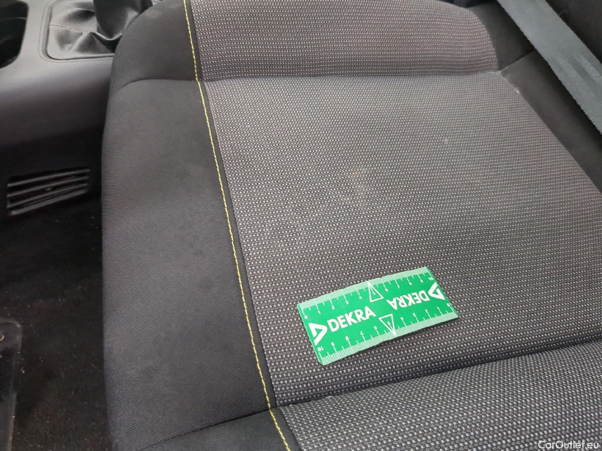  Citroen  C3  Feel Business 1.2 PureTech 80CV BVM5 E6d #2