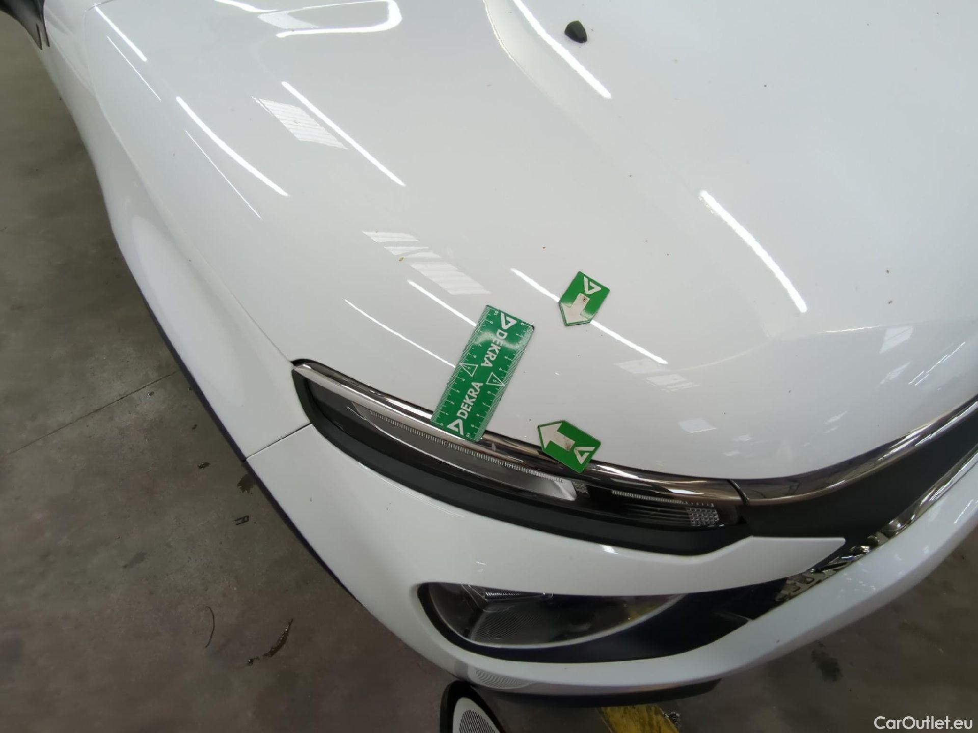  Citroen  C3 CITROEN  Société / 2020 / 5P / Berline / VU BlueHDi 100 SandS BVM6 Feel Nav #12