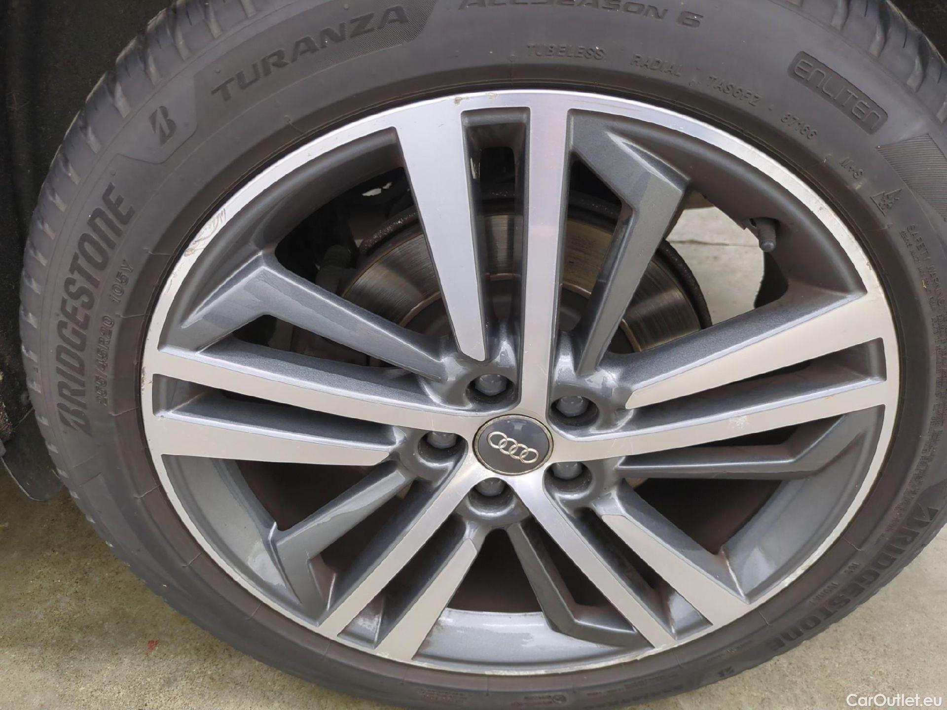  Audi  Q5  s line quattro 2.0 TDI 190CV BVA7 E6 #12