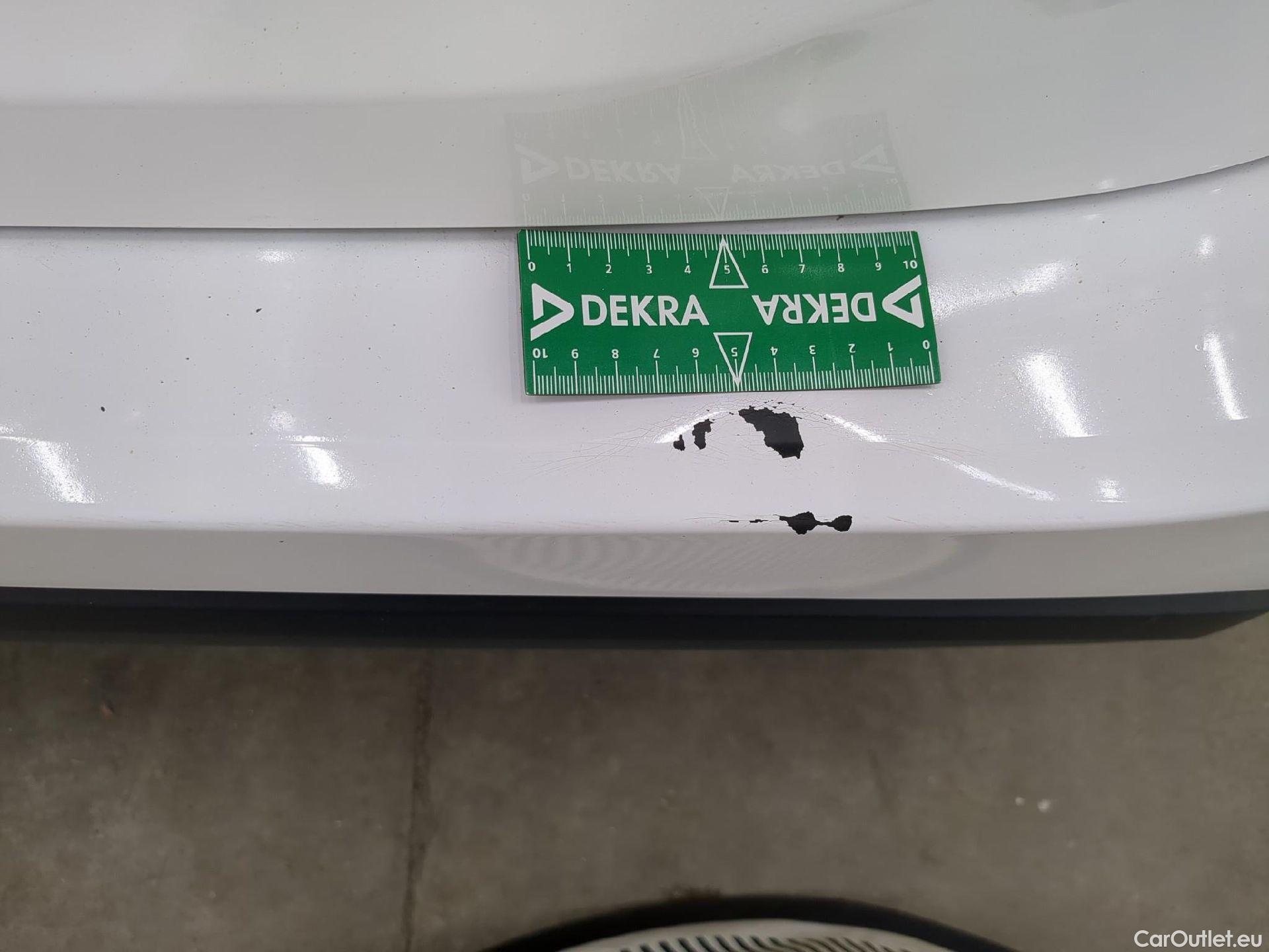  Toyota  Yaris TOYOTA  Hybride / 2019 / 5P / Berline Hybride 116h France Business Stage Acad #7