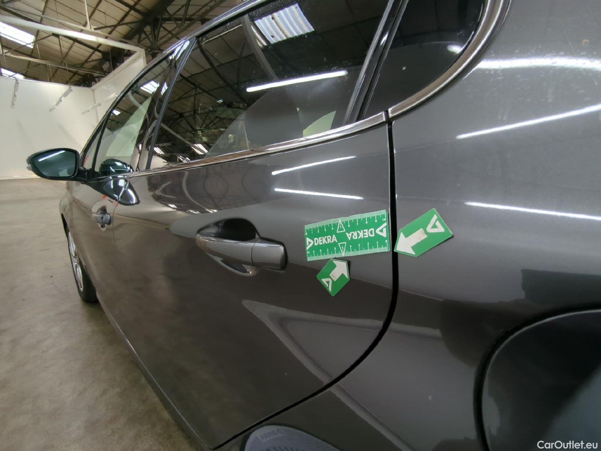  Peugeot  208  Allure Business 1.2 PureTech 110CV BVM6 E6dT #14