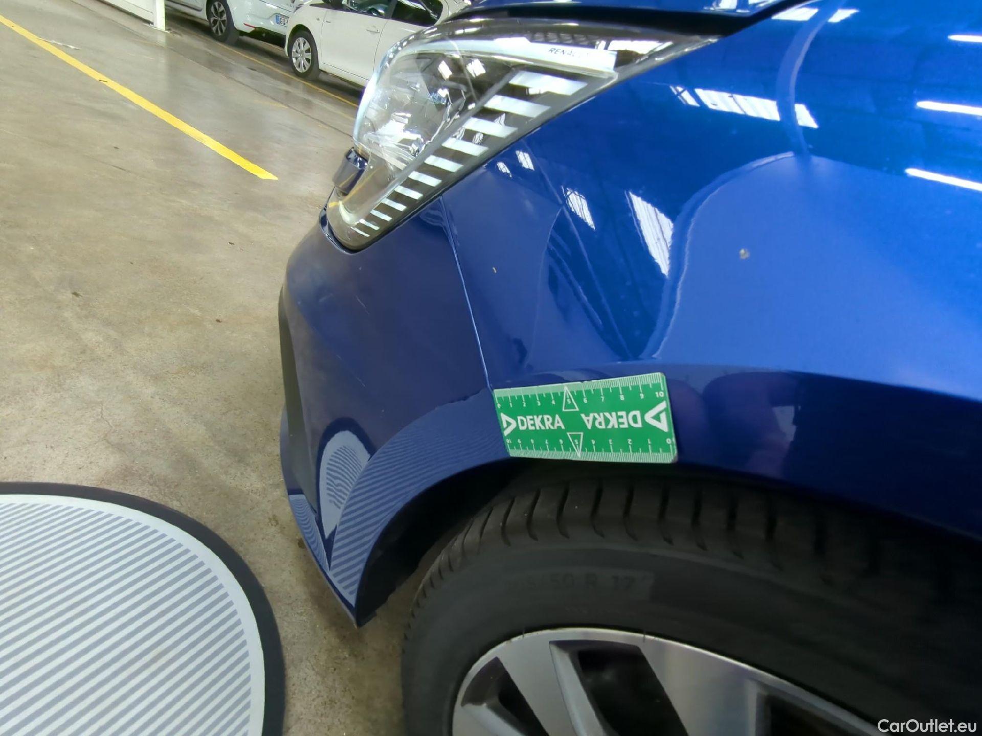  Renault  Megane  IV Berline 5 ptes. Techno 1.5 dCi 115CV BVA7 E6d #17