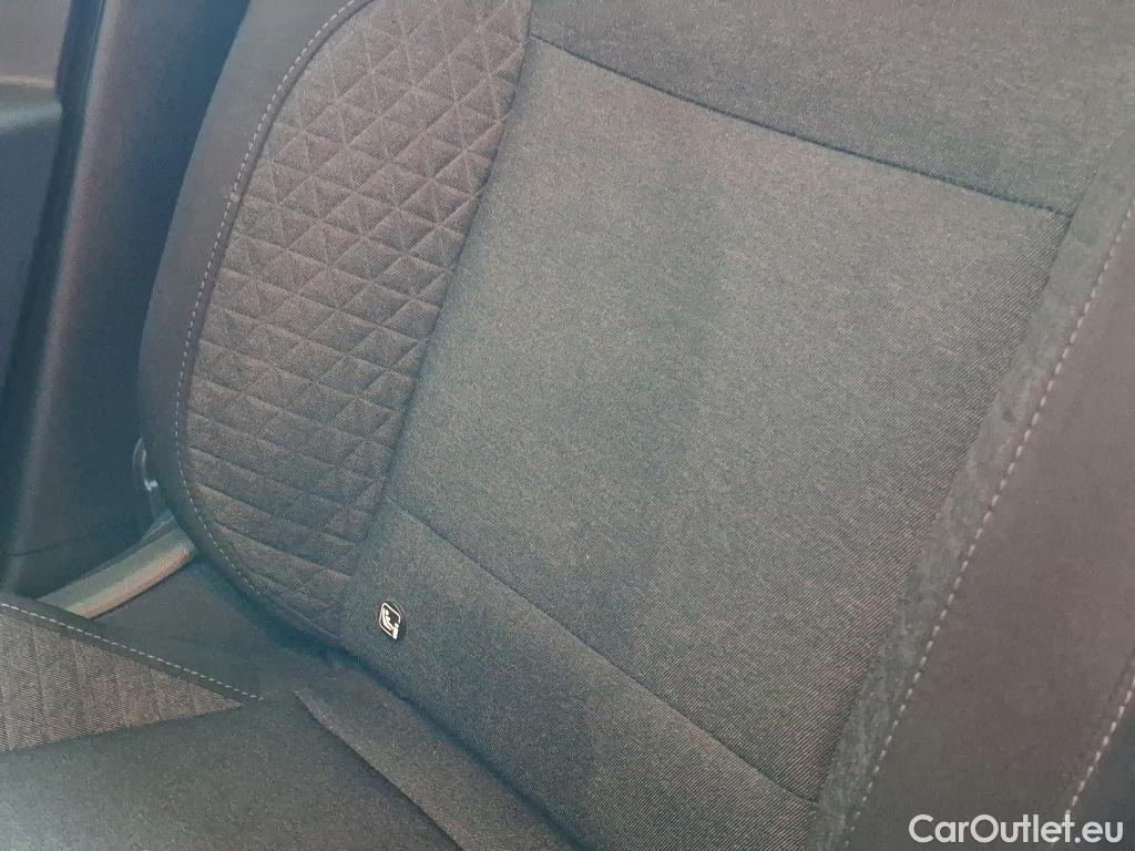  Renault  Clio RENAULT  Société VU 5p Berline Air Nav Blue dCi 85 #9