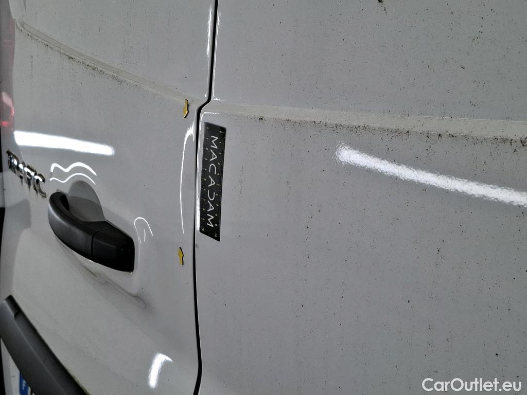  Renault  Trafic RENAULT  VU 4p Fourgon FG GCF L2H1 1300 dCi 120 #12