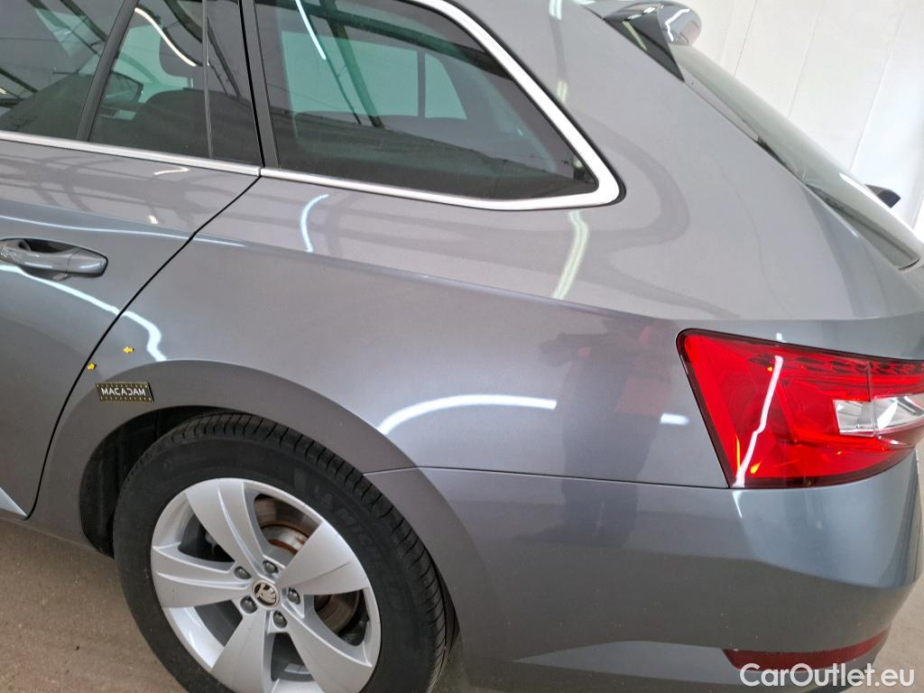  Skoda  Superb  Break Business 2.0 TDI 150CV BVA7 E6d #1