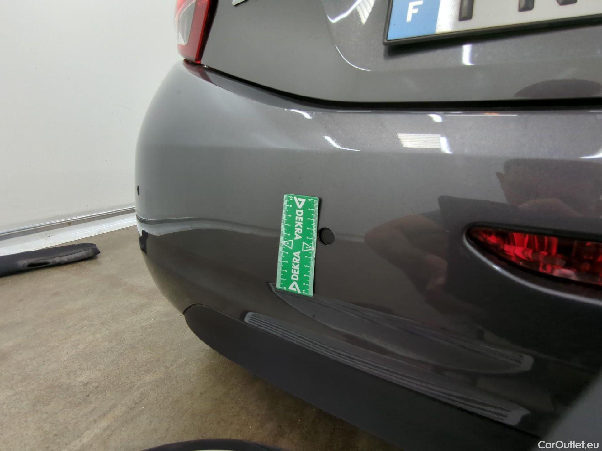  Peugeot  208  Allure Business 1.2 PureTech 110CV BVM6 E6dT #18