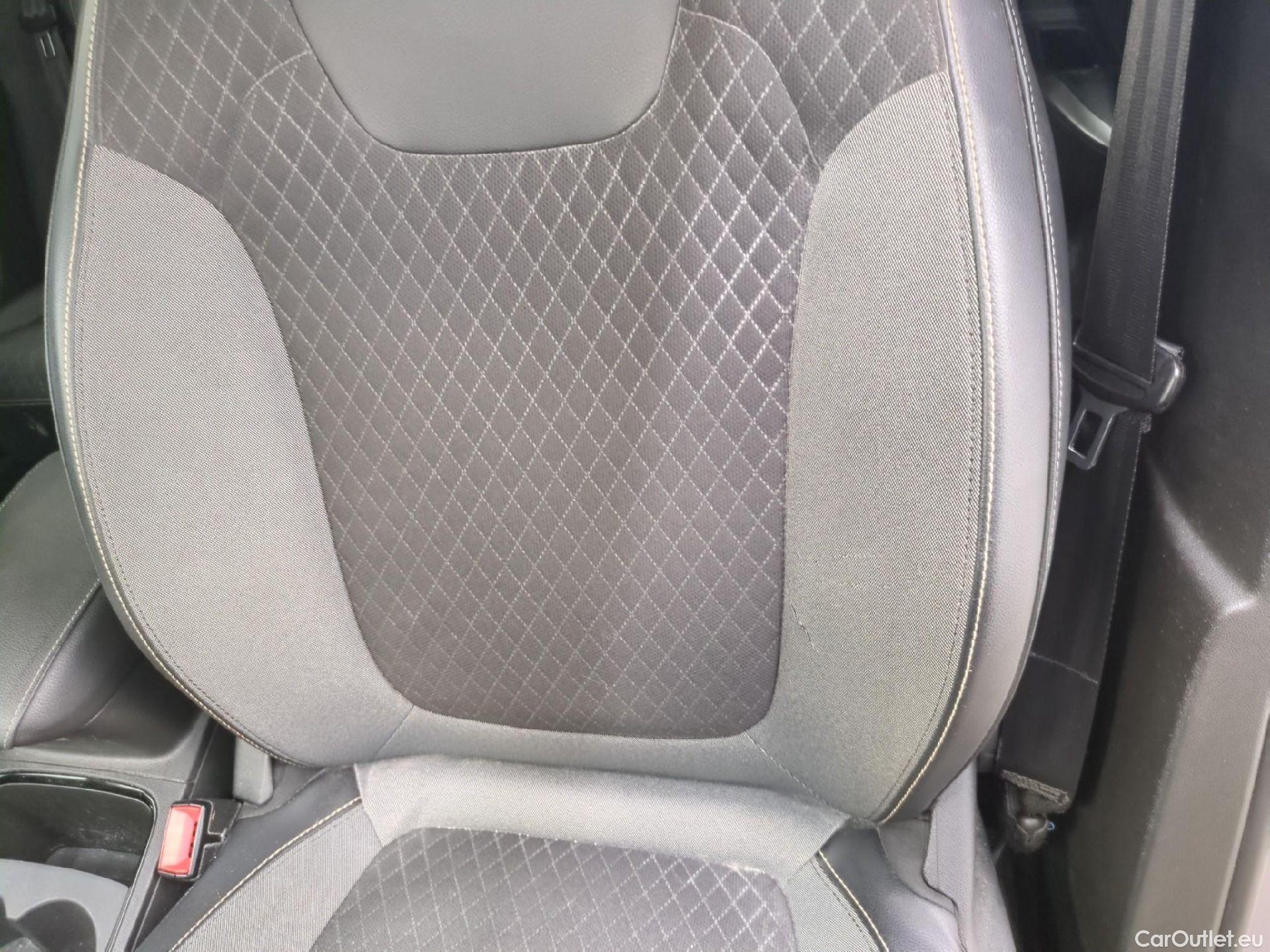  Opel   Grandland X Grandland X Business Elegance 1.5 130CV BVA8 E6d #3