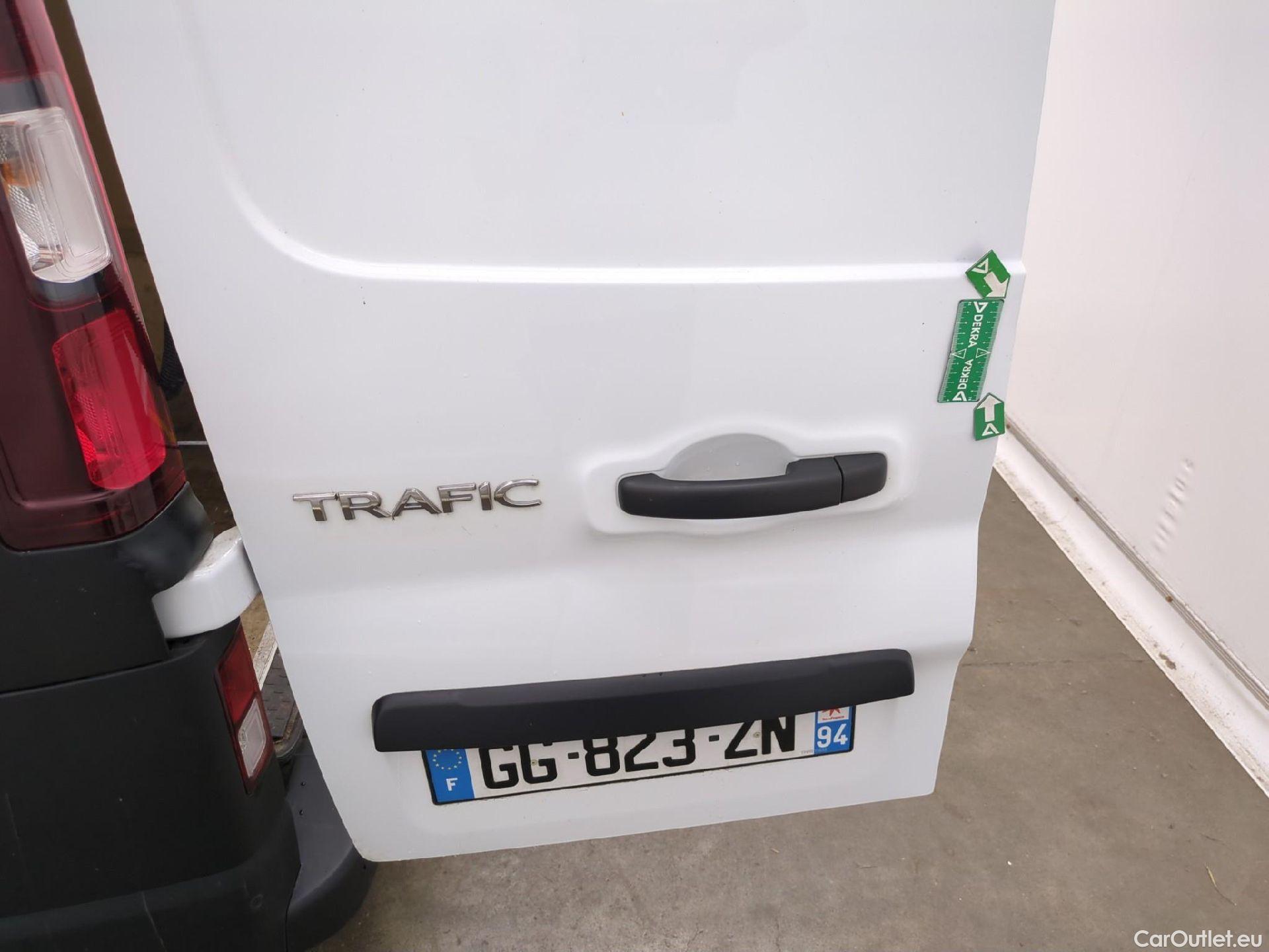  Renault  Trafic  III Fourgon L2H1 3T Grand Confort 2.0 dCi 130CV BVM6 E6d #12