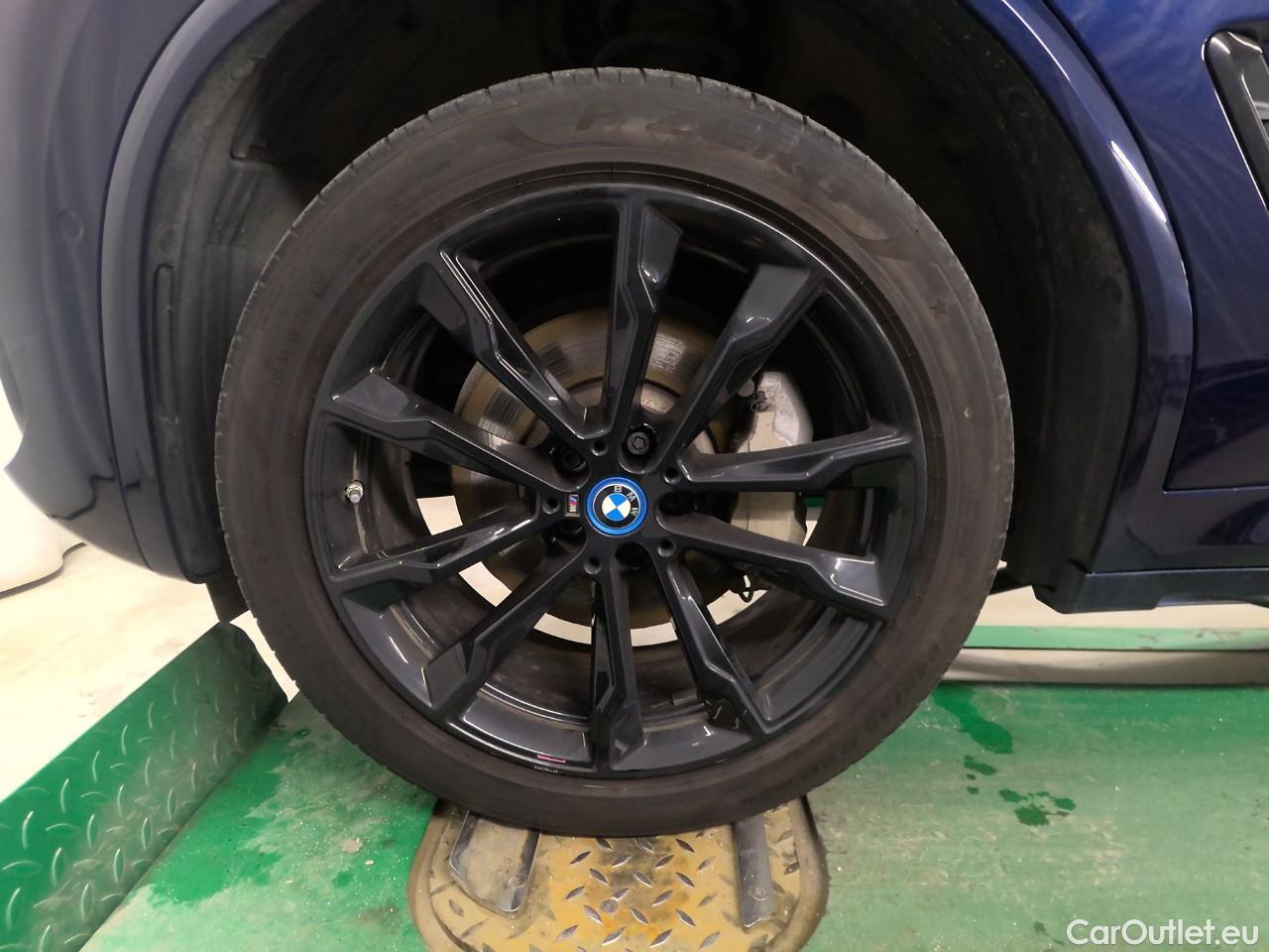  Bmw  X3  xDr.30e Aut #1