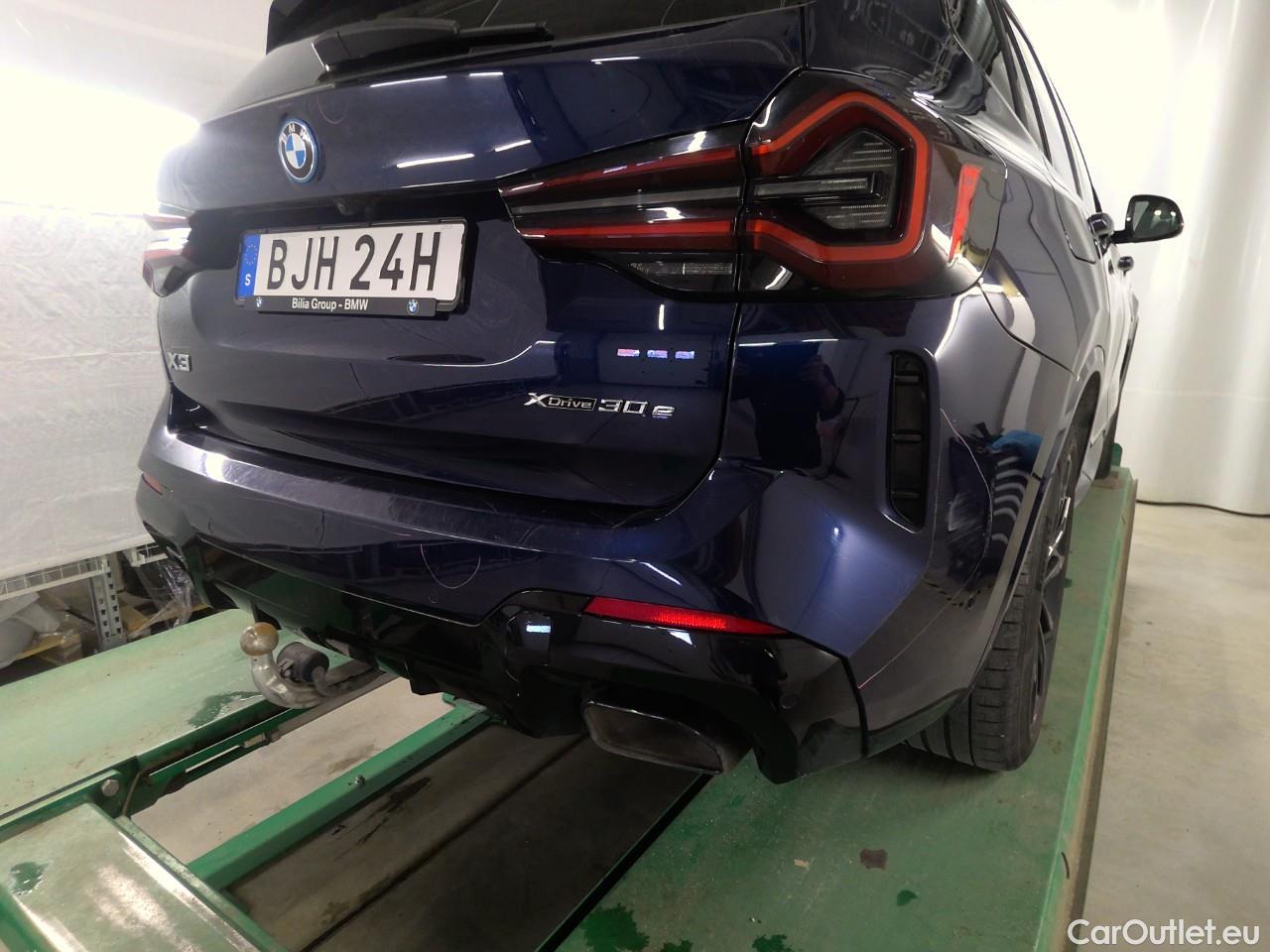  Bmw  X3  xDr.30e Aut #12