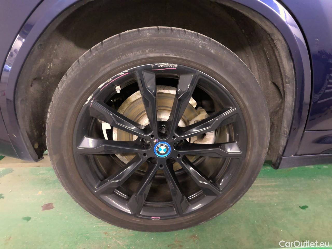  Bmw  X3  xDr.30e Aut #15