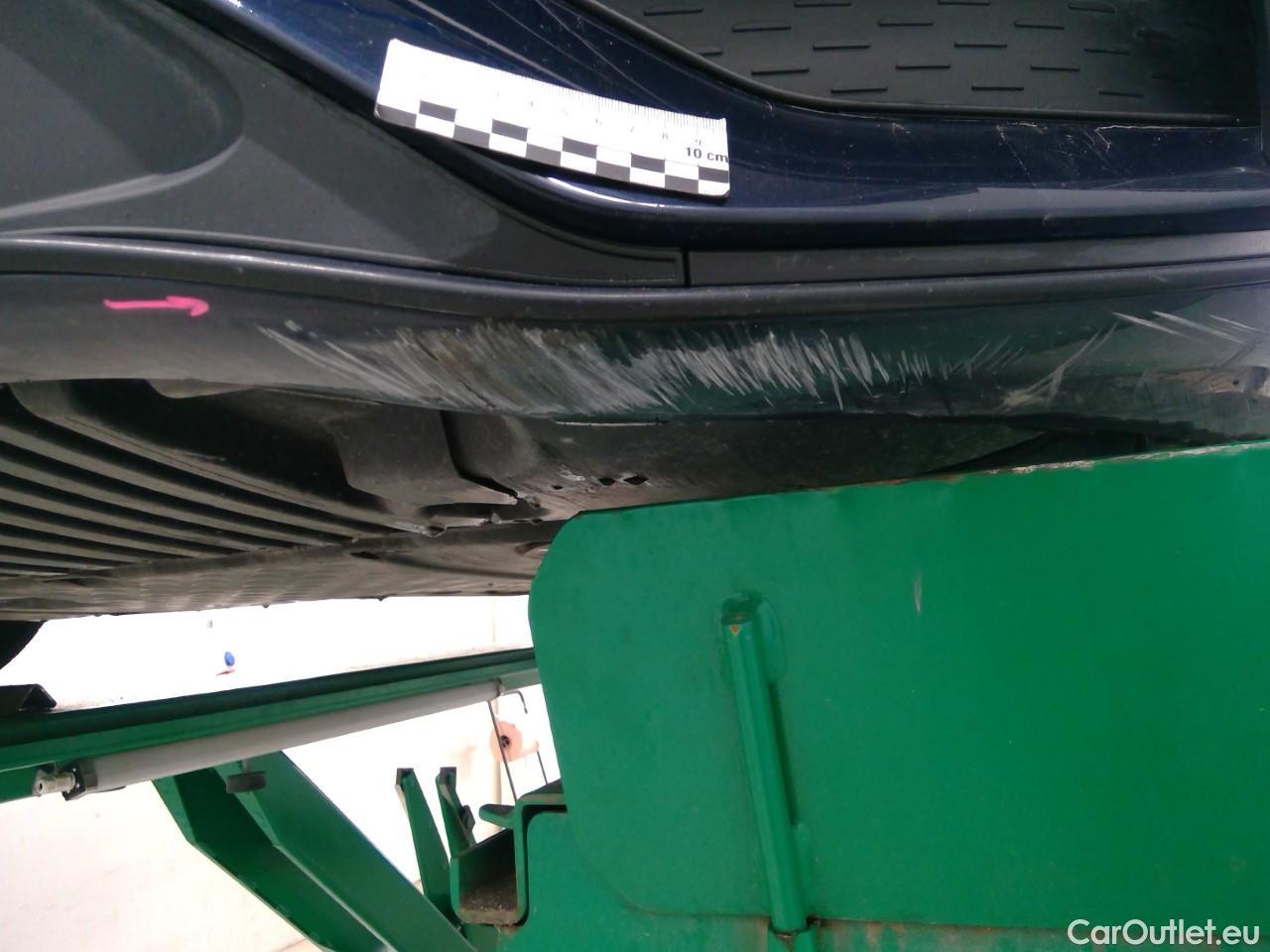  Mercedes  C-Klasse C 300 AMG Line 4M Aut #9