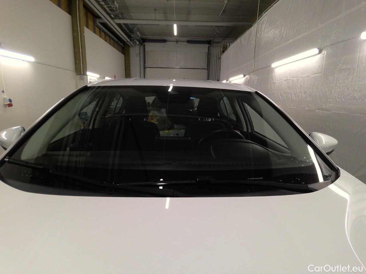  Ford  Focus  EB 125 Titanium Aut. 5d #21