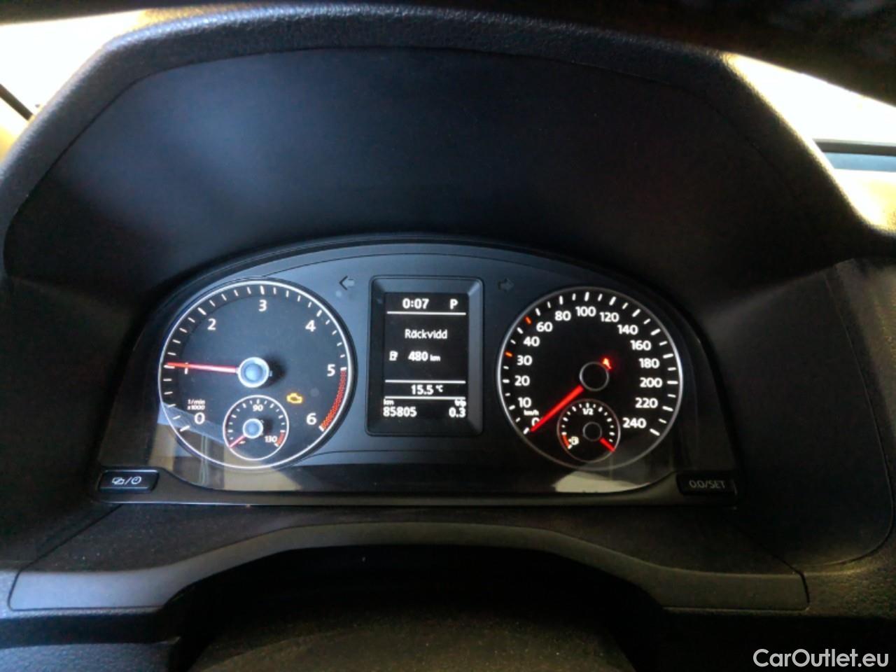  Volkswagen  Caddy  TDI 75 Maxi Aut. #1