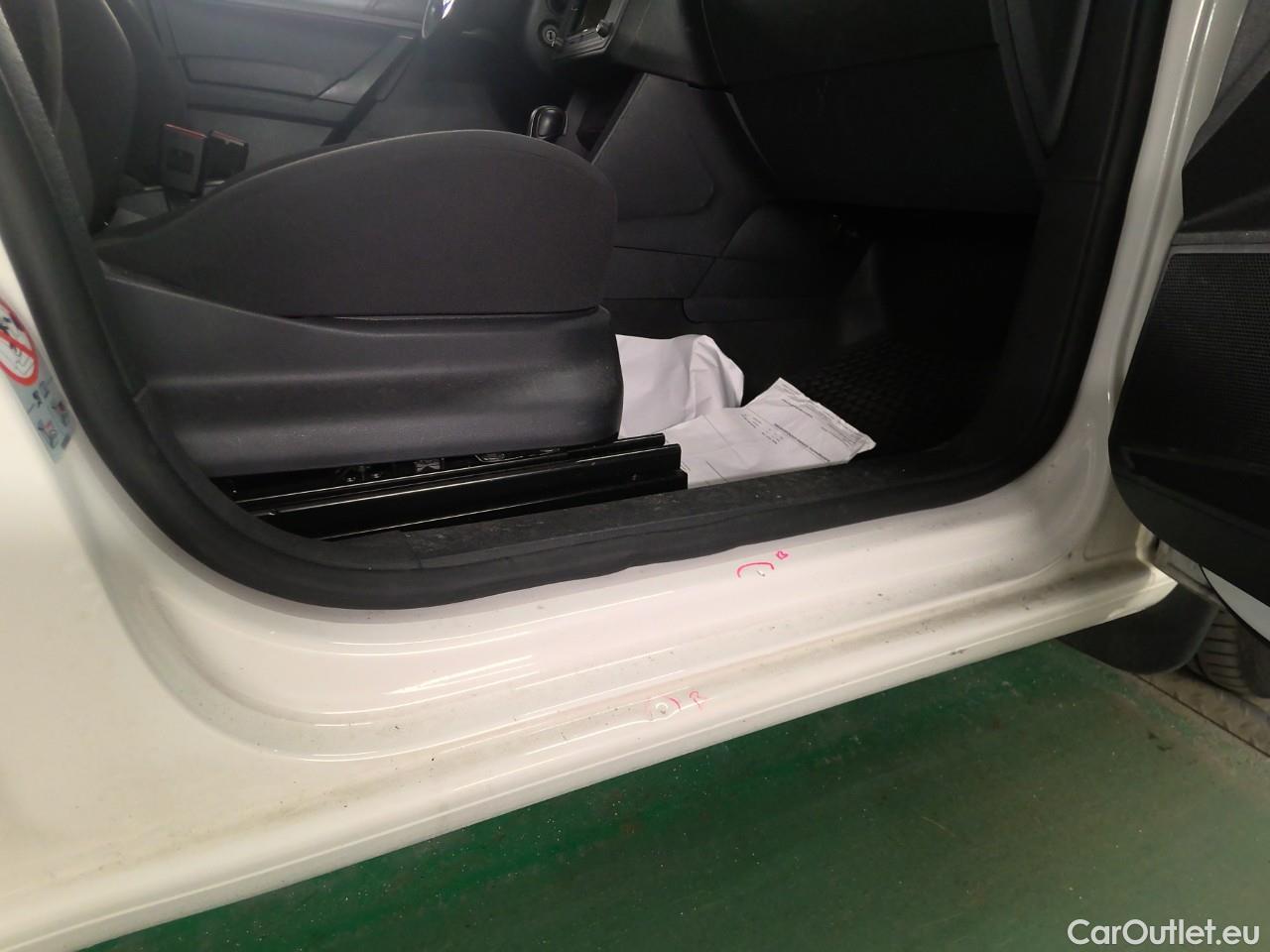  Volkswagen  Caddy  TDI 75 Maxi Aut. #23