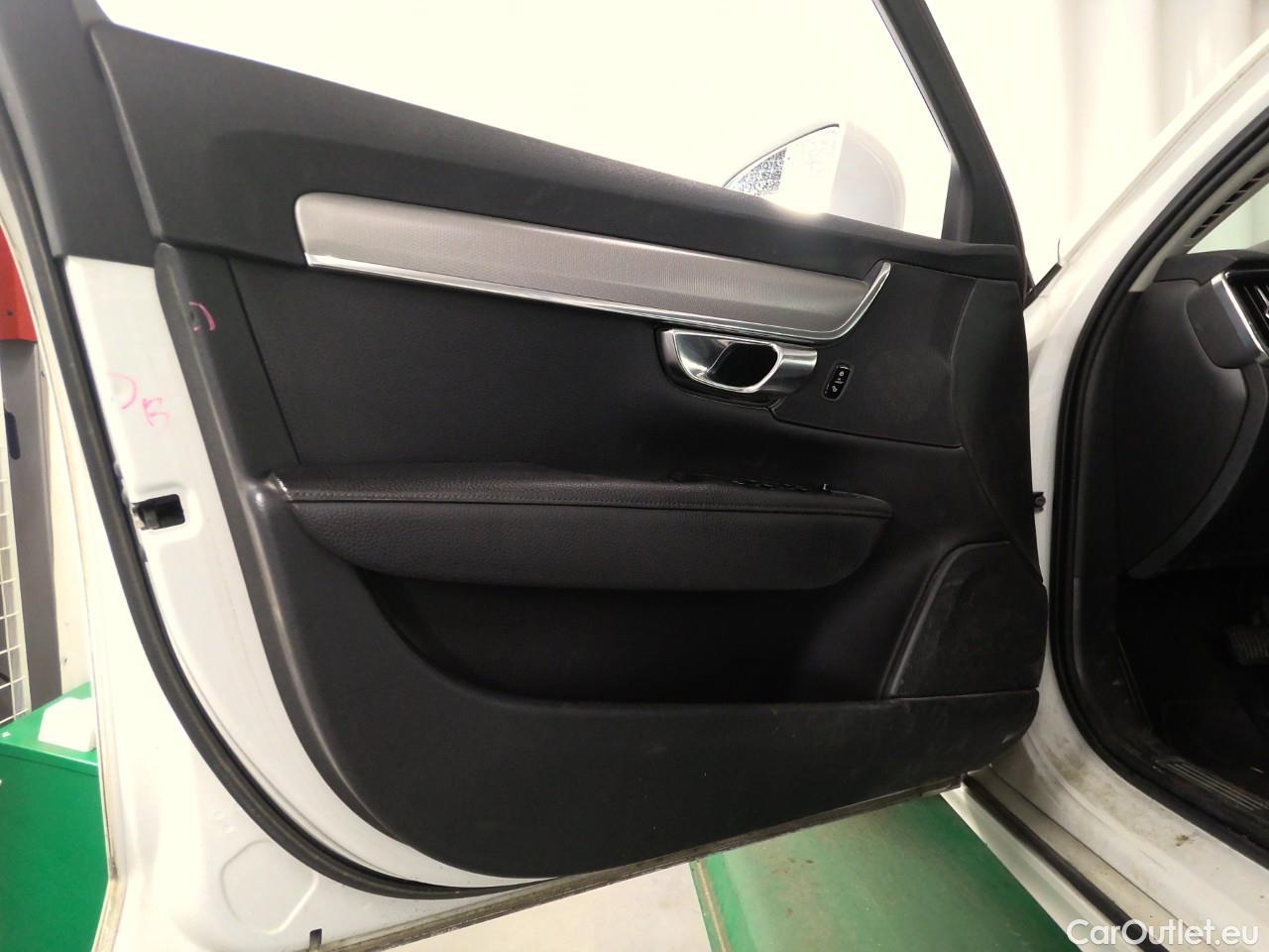  Volvo  V90  B4D Moment. Adv.Aut #13