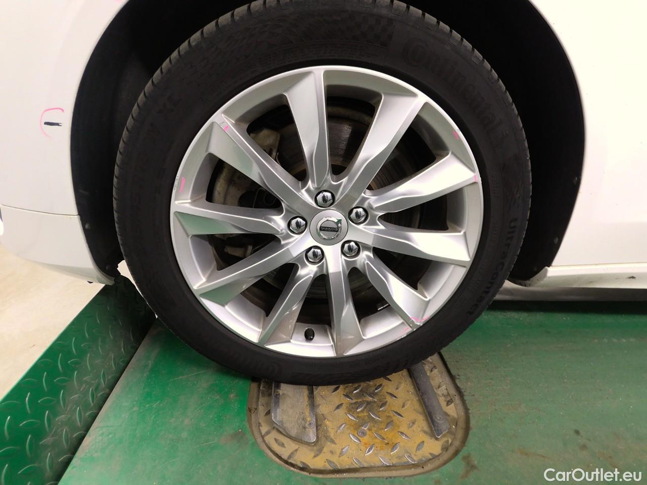  Volvo  V90  B4D Moment. Adv.Aut #9