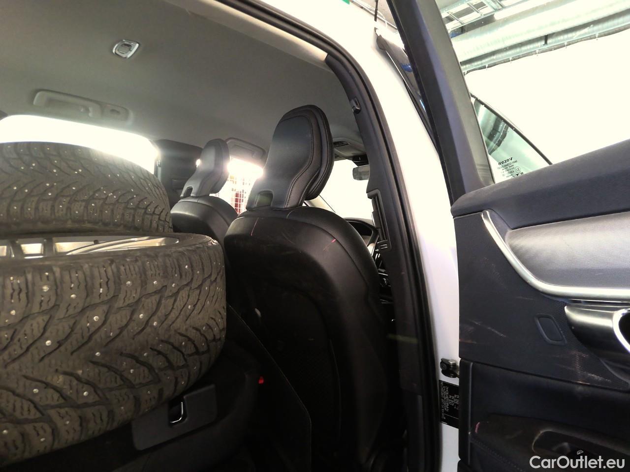 Volvo  V90  B4D Moment. Adv.Aut #33