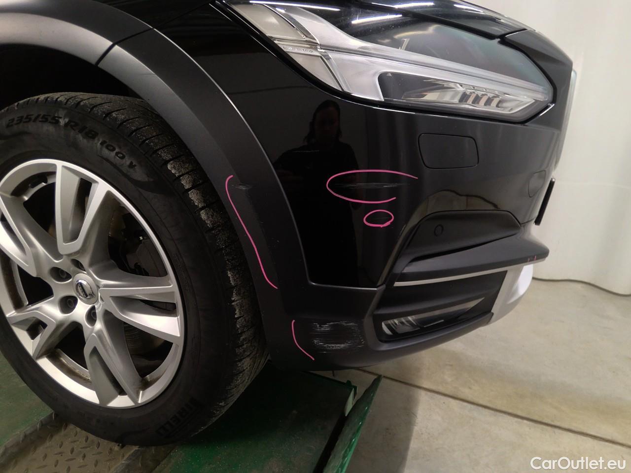  Volvo  V90  CC D4 AWD Pro Edition #17