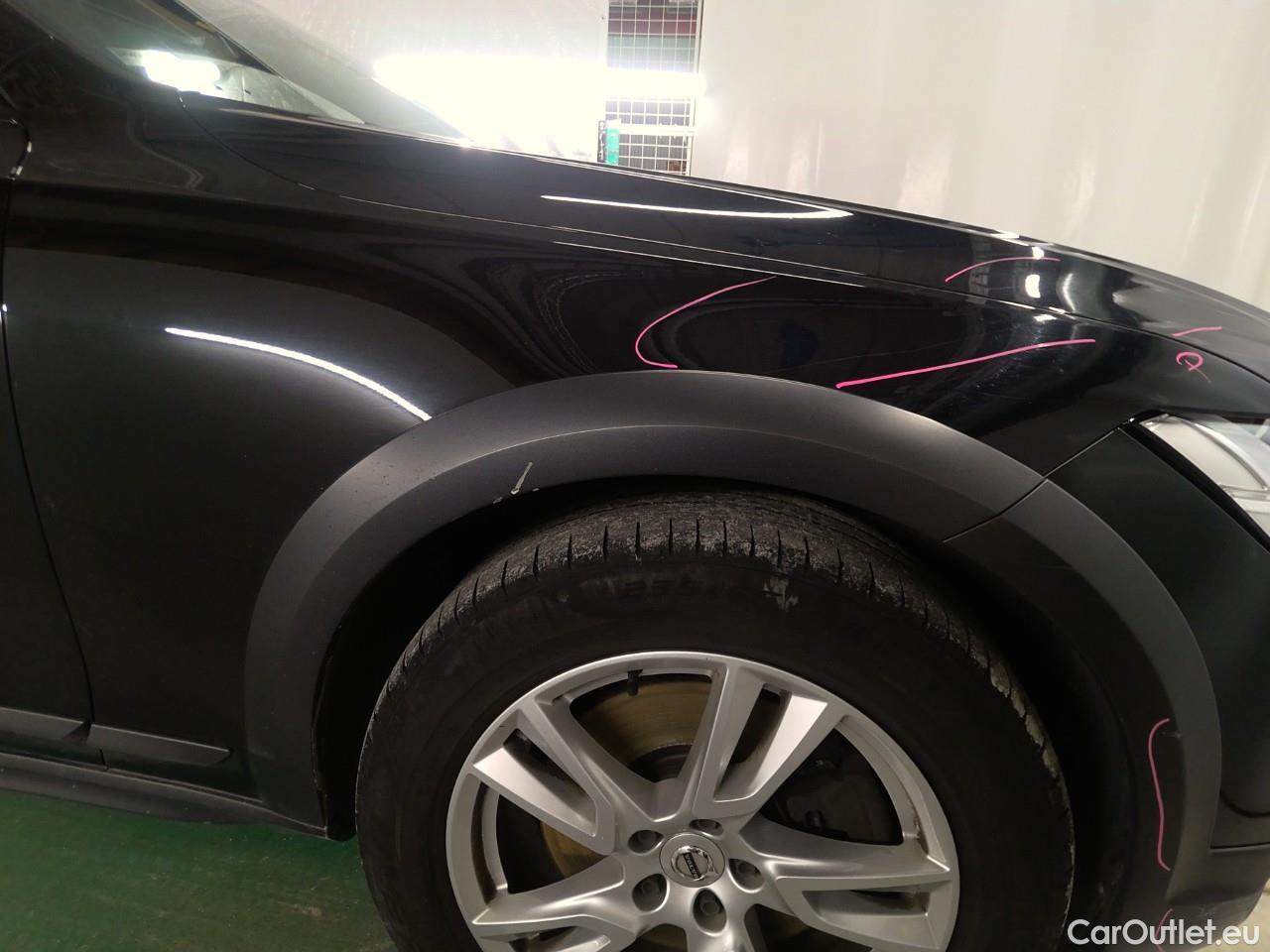 Volvo  V90  CC D4 AWD Pro Edition #53