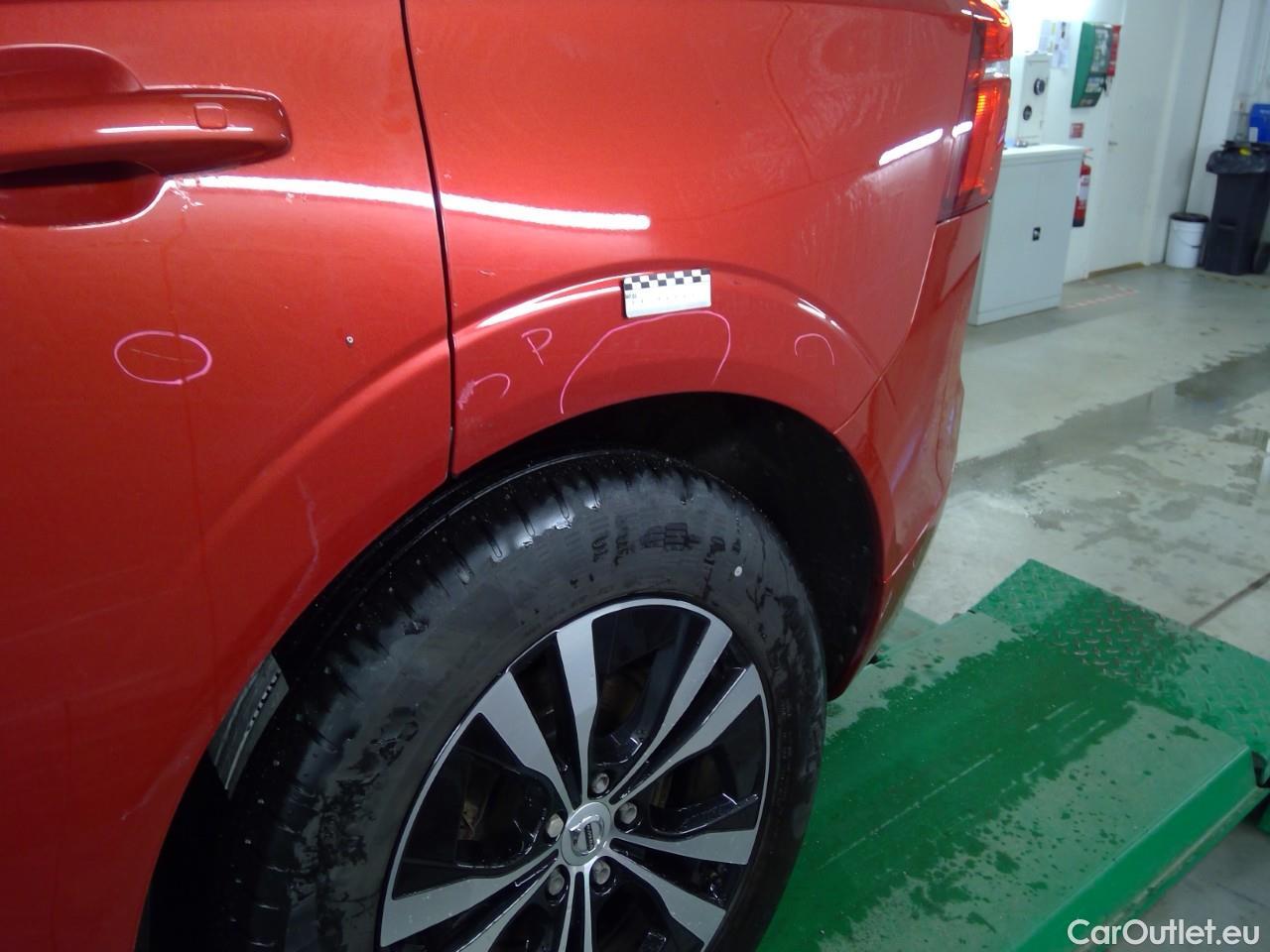  Volvo  XC60  B4D 197 Mom.Ad.Ed.FWD Aut #14