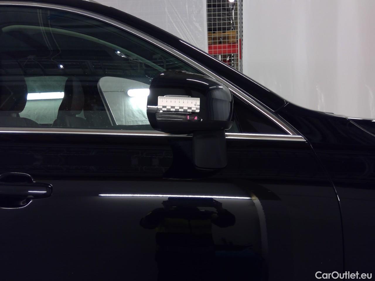  Volvo  XC60  B4D FWD Mom.Adv.SE Te.Aut #32