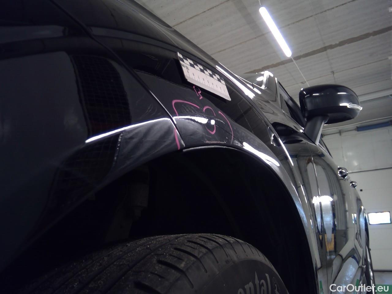  Volvo  XC60  B4D FWD Mom.Adv.SE Te.Aut #7
