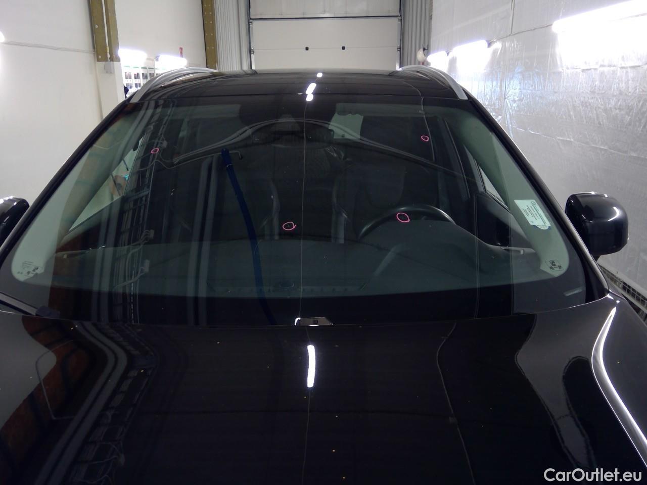  Volvo  XC60  B4D 4WD Mo Ad SE Park Aut #34