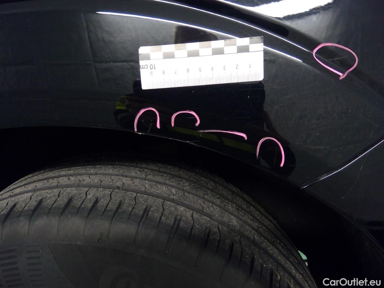  Volvo  XC60  B4D FWD Mom.Adv.SE Te.Aut #24