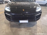  Porsche  Cayenne PORSCHE  / 2017 / 5P / SUV 3.0 V6 E-HYBRID #27