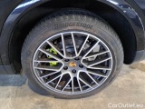  Porsche  Cayenne PORSCHE  / 2017 / 5P / SUV 3.0 V6 E-HYBRID #55