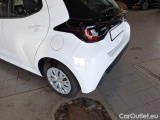  Toyota  Yaris TOYOTA  / 2020 / 5P / BERLINA HYBRID BUSINESS MY20 #36