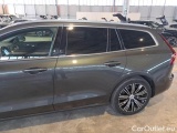  Volvo  V60 VOLVO  / 2019 / 5P / STATION WAGON T6 PLUG-IN AWD AUTOM.INSCR.EXPR. #56