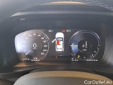  Volvo  XC 40 VOLVO XC40 / 2017 / 5P / SUV T4 PLUG-IN HYBR AUTO RECH INSCRIP EXPR (AUTOCARRO) #4