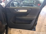  Volvo  XC 40 VOLVO XC40 / 2017 / 5P / SUV T4 PLUG-IN HYBR AUTO RECH INSCRIP EXPR (AUTOCARRO) #100