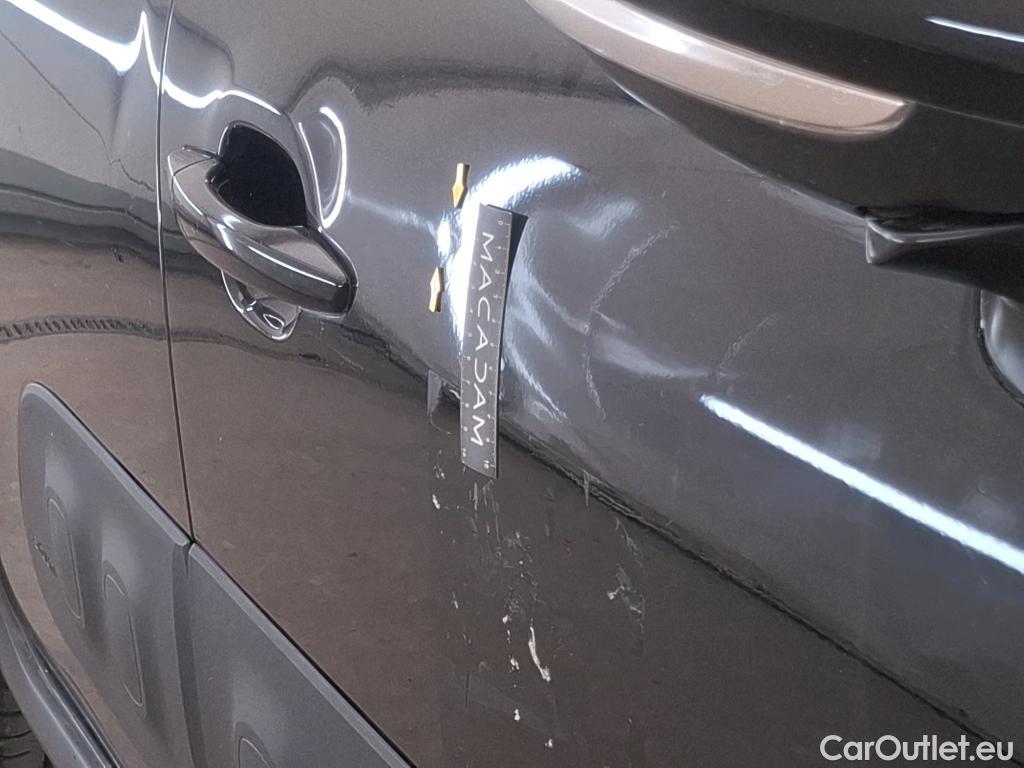 Citroen  C3  Société Feel Nav 1.2 PureTech 80CV BVM5 E6 #22