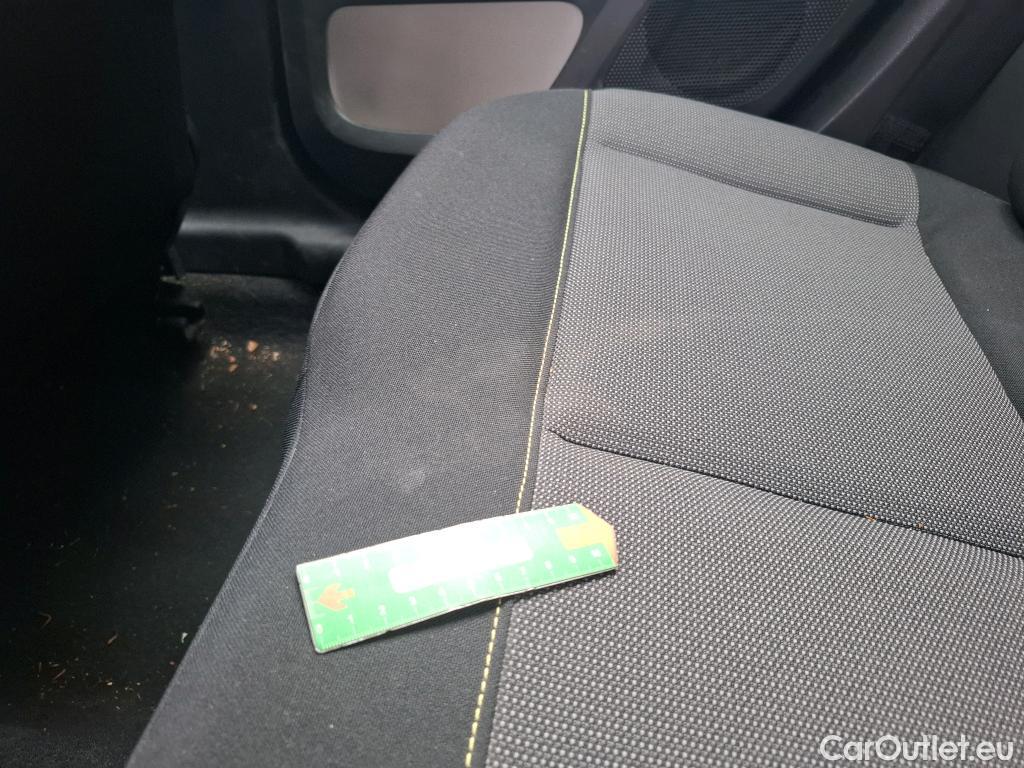  Citroen  C3  Shine 1.2 PureTech 80CV BVM5 E6 #16